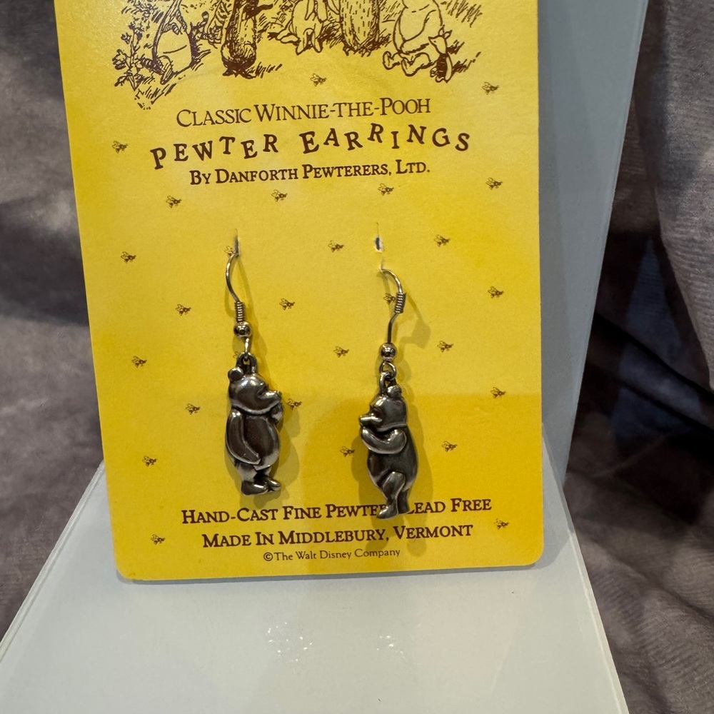 Disney Classic Winnie The‎ Pooh Dangle Pewter Earrings